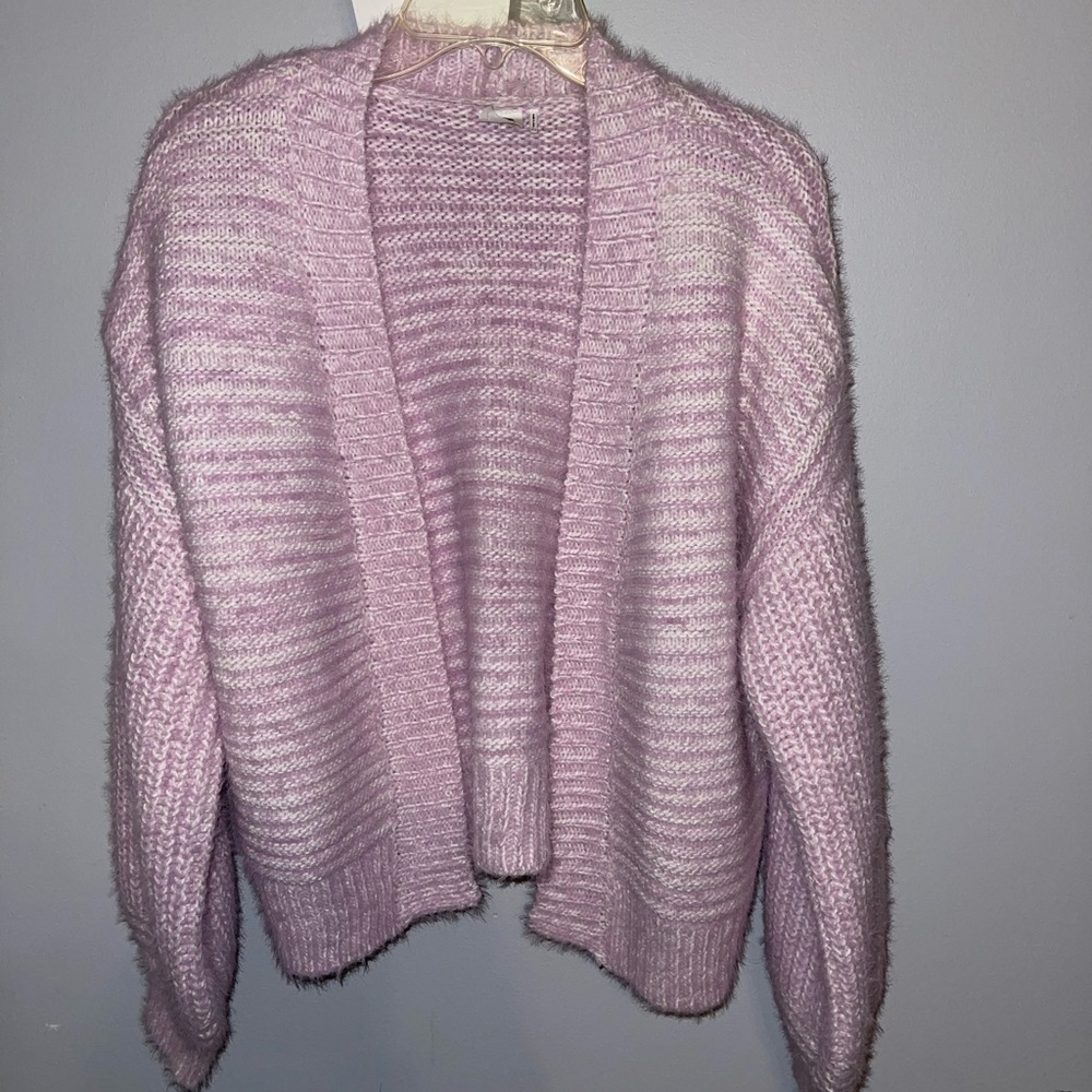 Akemi + Kin sweater - Picture 3 of 5